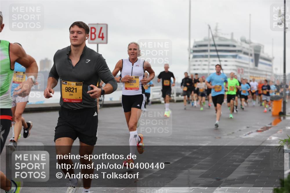 13.09.2026 - Kiel Lauf Andreas Tolksdorf http://msf.ph/oto/10400440 13.09.2026 10:58:13 Kiellinie 4, 3888, 4, 38, 9821, 358 meine-sportfotos.de