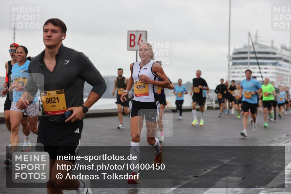 13.09.2026 - Kiel Lauf Andreas Tolksdorf http://msf.ph/oto/10400450 13.09.2026 10:58:13 Kiellinie 3888, 39, 9821, 4358 meine-sportfotos.de