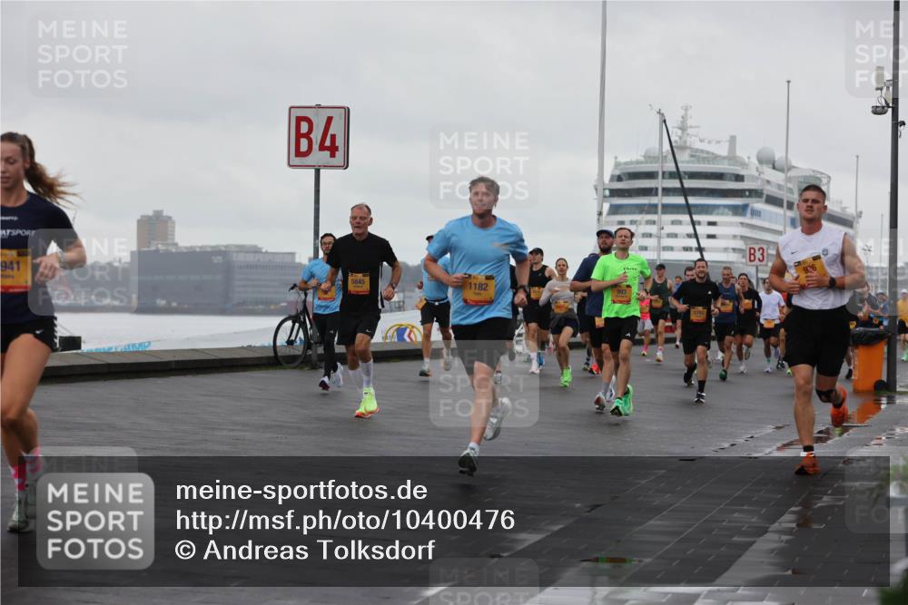 13.09.2026 - Kiel Lauf Andreas Tolksdorf http://msf.ph/oto/10400476 13.09.2026 10:58:15 Kiellinie 941, 4, 5845, 1182, 3, 936 meine-sportfotos.de