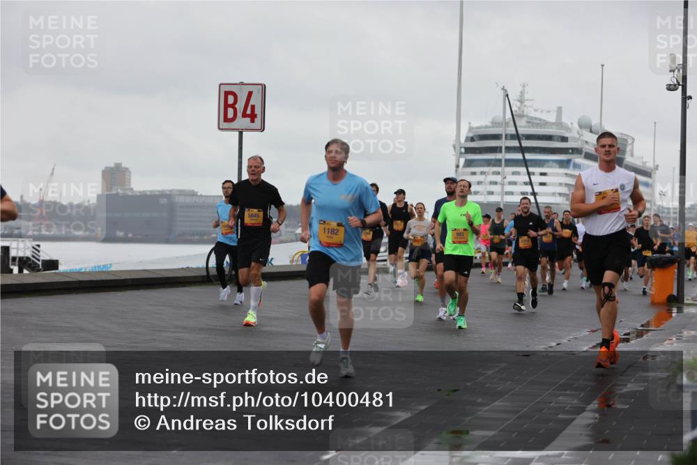 13.09.2026 - Kiel Lauf Andreas Tolksdorf http://msf.ph/oto/10400481 13.09.2026 10:58:15 Kiellinie 4, 5845, 1182, 993 meine-sportfotos.de