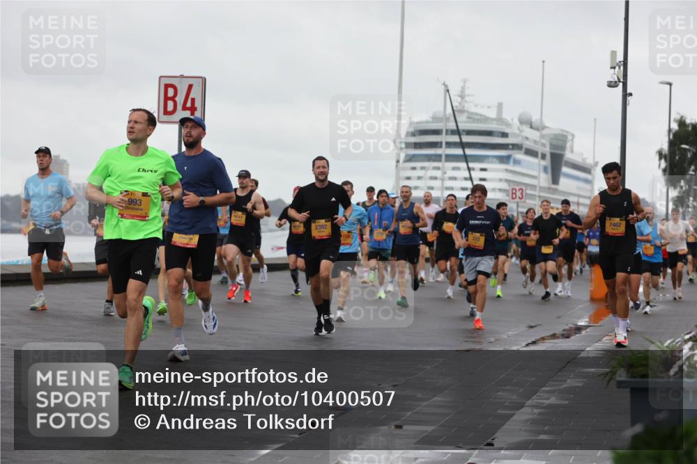 13.09.2026 - Kiel Lauf Andreas Tolksdorf http://msf.ph/oto/10400507 13.09.2026 10:58:18 Kiellinie 39, 993, 4, 5117, 2392, 7282, 333, 3, 7462 meine-sportfotos.de