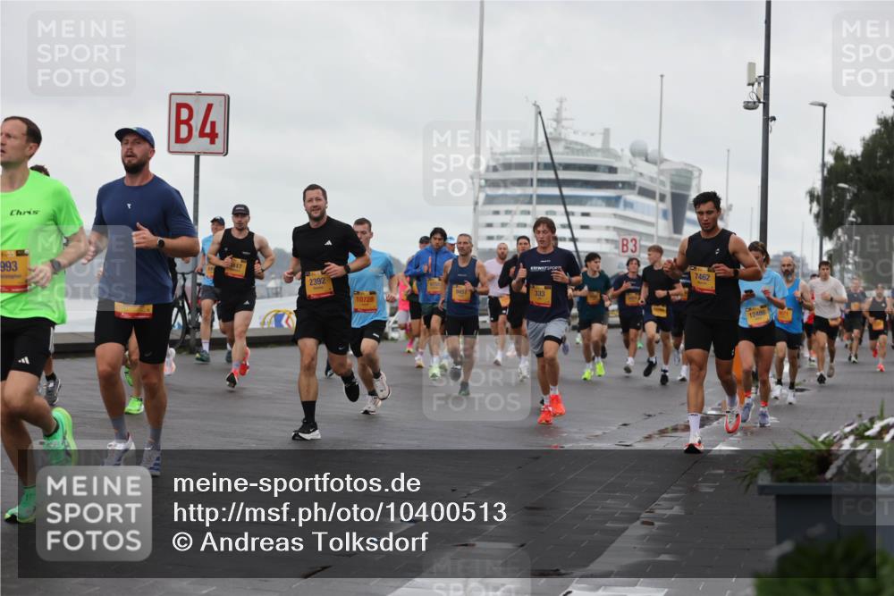 13.09.2026 - Kiel Lauf Andreas Tolksdorf http://msf.ph/oto/10400513 13.09.2026 10:58:19 Kiellinie 993, 4, 117, 2392, 10728, 9750, 3, 9451, 333, 7462, 12486 meine-sportfotos.de