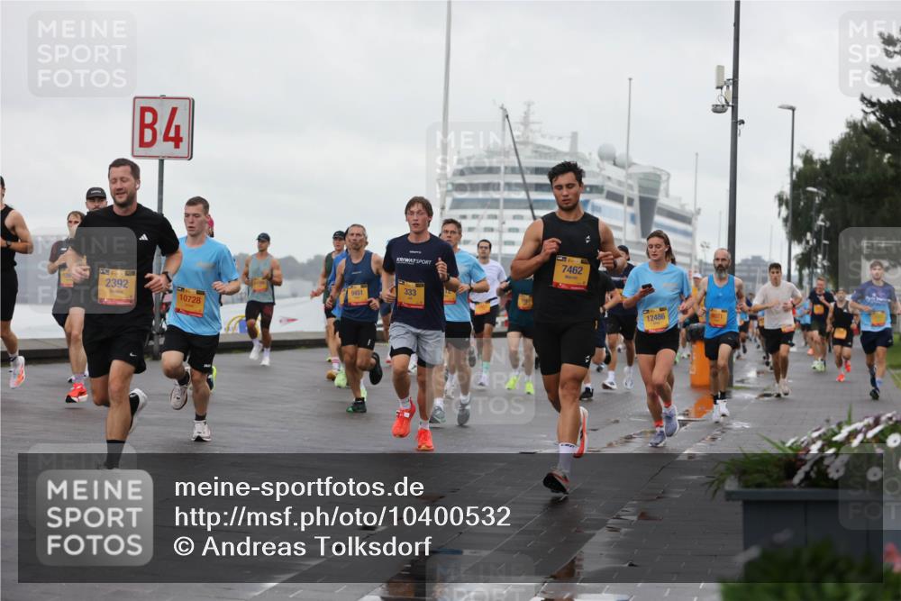 13.09.2026 - Kiel Lauf Andreas Tolksdorf http://msf.ph/oto/10400532 13.09.2026 10:58:20 Kiellinie 39, 2392, 4, 10728, 9451, 3, 333, 7462, 12486, 9071 meine-sportfotos.de