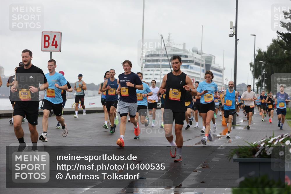 13.09.2026 - Kiel Lauf Andreas Tolksdorf http://msf.ph/oto/10400535 13.09.2026 10:58:20 Kiellinie 4, 10728, 2392, 9451, 333, 2312, 7462, 12769, 12486, 9071 meine-sportfotos.de