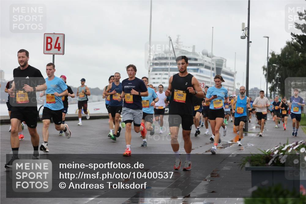13.09.2026 - Kiel Lauf Andreas Tolksdorf http://msf.ph/oto/10400537 13.09.2026 10:58:20 Kiellinie 77, 2392, 4, 9451, 333, 10728, 2312, 7462, 83, 12486, 9071 meine-sportfotos.de