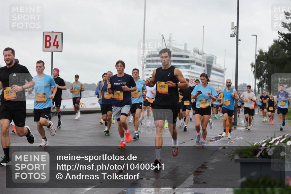 13.09.2026 - Kiel Lauf Andreas Tolksdorf http://msf.ph/oto/10400541 13.09.2026 10:58:20 Kiellinie 39, 2392, 10728, 4, 333, 2312, 7462, 3, 12769, 12486, 9071 meine-sportfotos.de