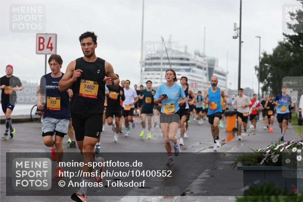 13.09.2026 - Kiel Lauf Andreas Tolksdorf http://msf.ph/oto/10400552 13.09.2026 10:58:21 Kiellinie 4, 333, 7462, 12486, 83 meine-sportfotos.de