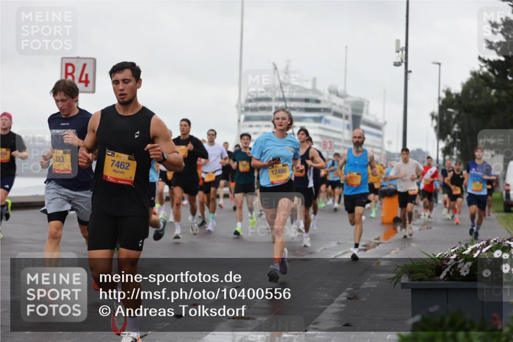 13.09.2026 - Kiel Lauf Andreas Tolksdorf http://msf.ph/oto/10400556 13.09.2026 10:58:21 Kiellinie 4, 333, 38, 7462, 12486, 83, 1071 meine-sportfotos.de