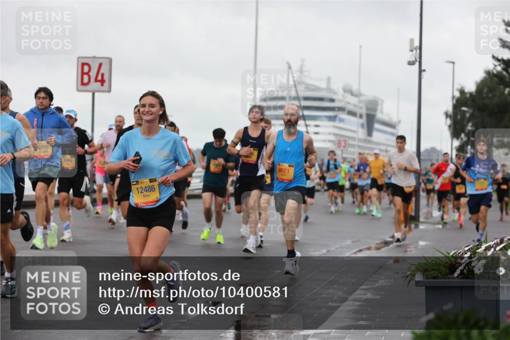 13.09.2026 - Kiel Lauf Andreas Tolksdorf http://msf.ph/oto/10400581 13.09.2026 10:58:22 Kiellinie 9750, 3385, 4, 38, 12486, 9071, 83 meine-sportfotos.de