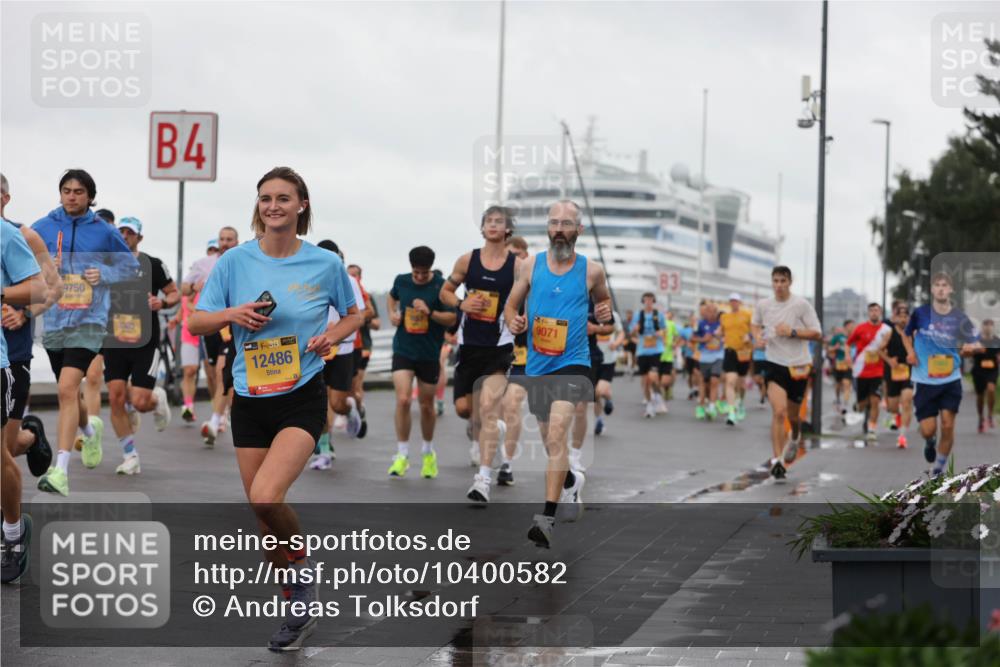13.09.2026 - Kiel Lauf Andreas Tolksdorf http://msf.ph/oto/10400582 13.09.2026 10:58:22 Kiellinie 9750, 3385, 4, 12486, 9071 meine-sportfotos.de