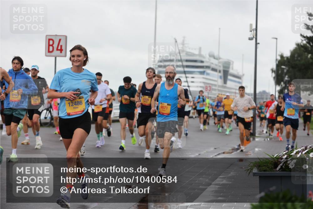 13.09.2026 - Kiel Lauf Andreas Tolksdorf http://msf.ph/oto/10400584 13.09.2026 10:58:23 Kiellinie 9750, 3385, 4, 12486, 2228, 9071, 83 meine-sportfotos.de
