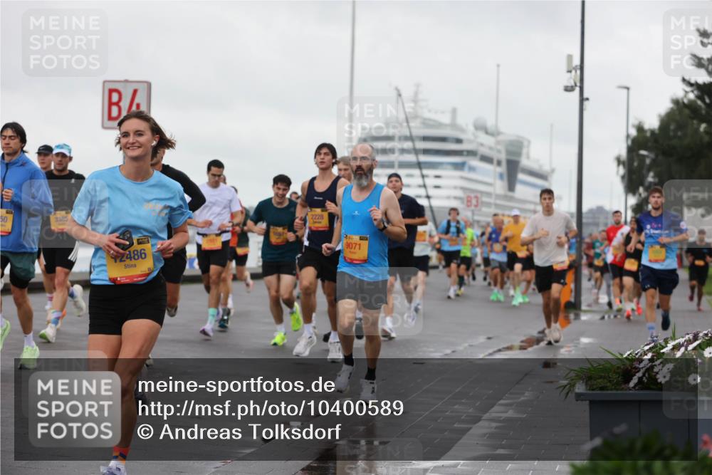 13.09.2026 - Kiel Lauf Andreas Tolksdorf http://msf.ph/oto/10400589 13.09.2026 10:58:23 Kiellinie 50, 3385, 2486, 2228, 35, 9071, 83 meine-sportfotos.de