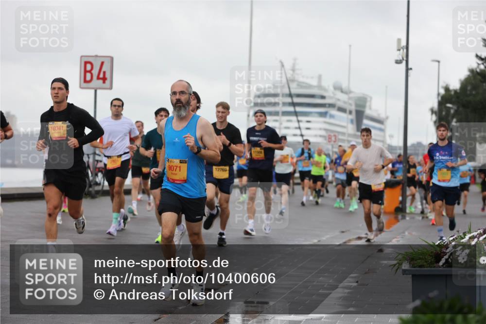 13.09.2026 - Kiel Lauf Andreas Tolksdorf http://msf.ph/oto/10400606 13.09.2026 10:58:23 Kiellinie 10341, 4, 38, 9071, 12769, 11508 meine-sportfotos.de