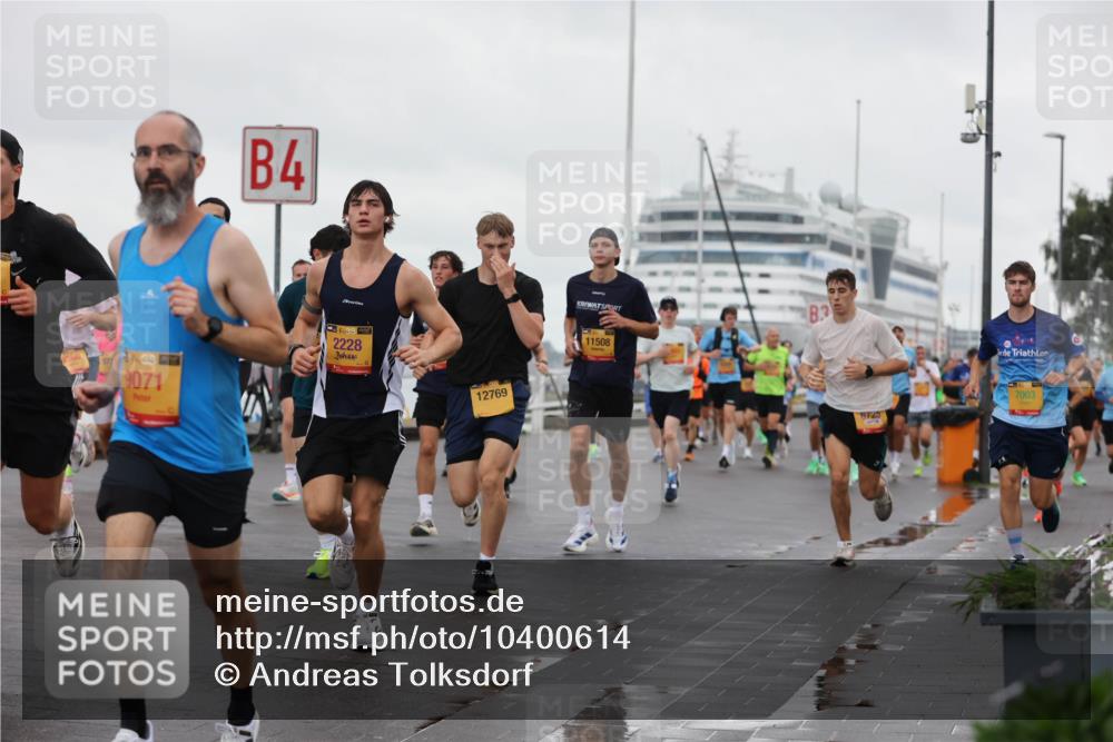 13.09.2026 - Kiel Lauf Andreas Tolksdorf http://msf.ph/oto/10400614 13.09.2026 10:58:24 Kiellinie 4, 39, 9071, 38, 2228, 12769, 11508, 3, 6725, 7003 meine-sportfotos.de
