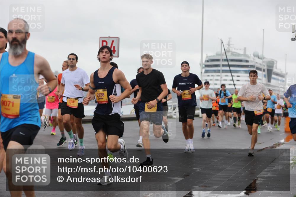 13.09.2026 - Kiel Lauf Andreas Tolksdorf http://msf.ph/oto/10400623 13.09.2026 10:58:24 Kiellinie 9071, 5771, 2931, 39, 2228, 11508 meine-sportfotos.de