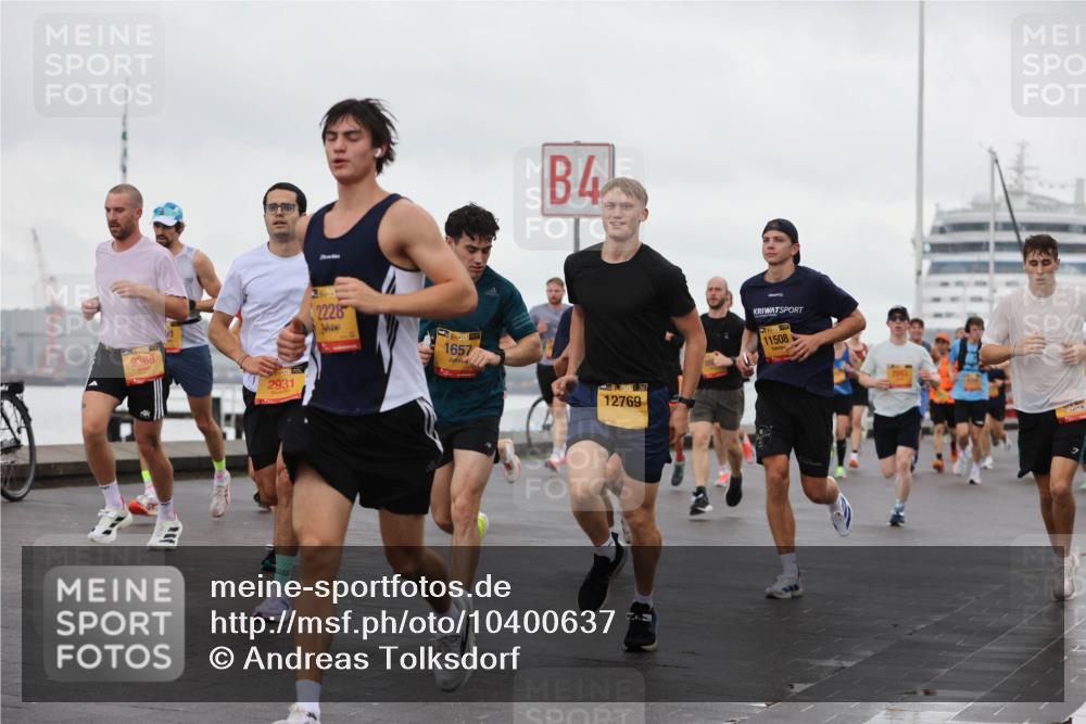 13.09.2026 - Kiel Lauf Andreas Tolksdorf http://msf.ph/oto/10400637 13.09.2026 10:58:25 Kiellinie 9368, 2931, 4, 35, 2228, 38, 1657, 12769, 11508 meine-sportfotos.de