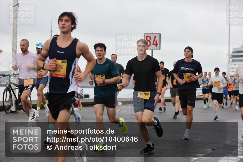 13.09.2026 - Kiel Lauf Andreas Tolksdorf http://msf.ph/oto/10400646 13.09.2026 10:58:25 Kiellinie 9368, 228, 94, 12769, 11508 meine-sportfotos.de