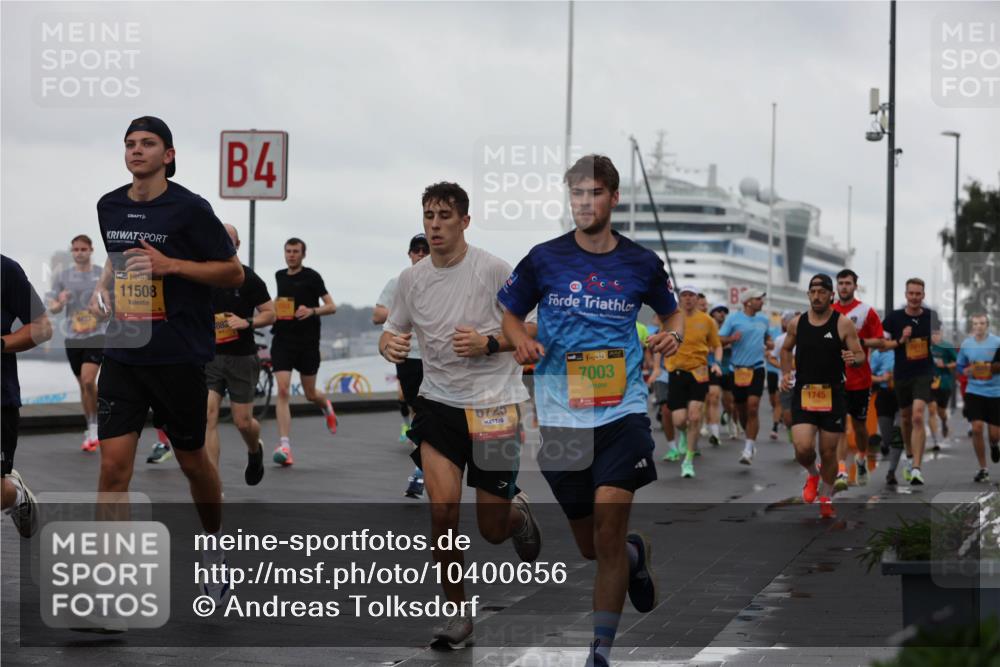 13.09.2026 - Kiel Lauf Andreas Tolksdorf http://msf.ph/oto/10400656 13.09.2026 10:58:26 Kiellinie 11508, 4, 6725, 38, 7003, 1745 meine-sportfotos.de