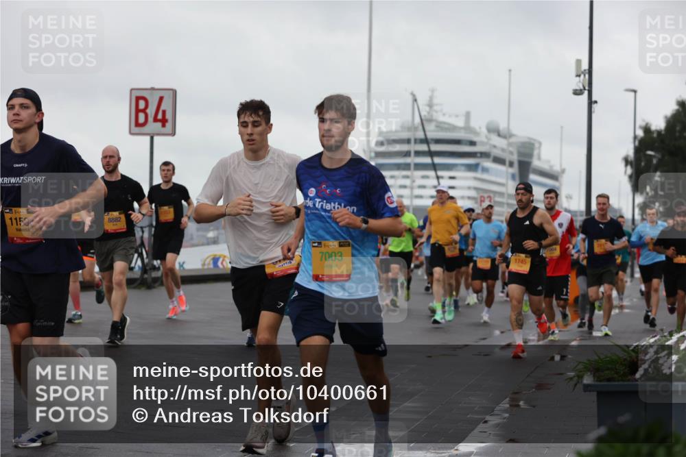 13.09.2026 - Kiel Lauf Andreas Tolksdorf http://msf.ph/oto/10400661 13.09.2026 10:58:27 Kiellinie 39, 115, 8882, 4, 139, 7003, 1745, 7004 meine-sportfotos.de