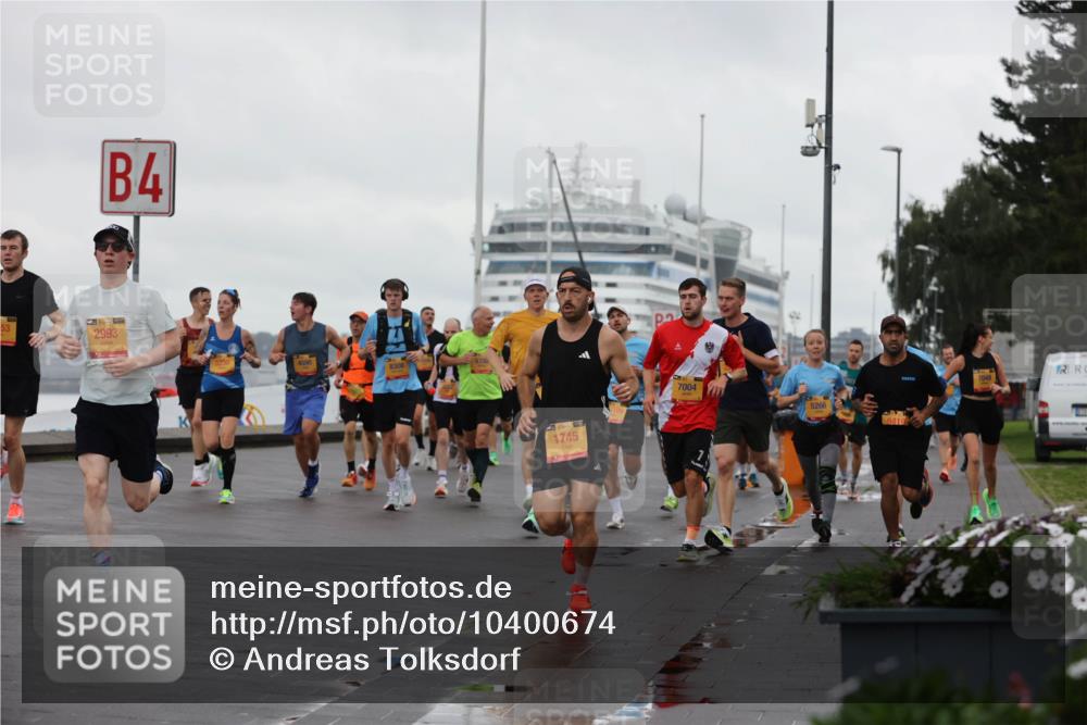 13.09.2026 - Kiel Lauf Andreas Tolksdorf http://msf.ph/oto/10400674 13.09.2026 10:58:28 Kiellinie 4, 53, 3, 2993, 4590, 8308, 39, 1745, 2, 7004, 5266, 1 meine-sportfotos.de