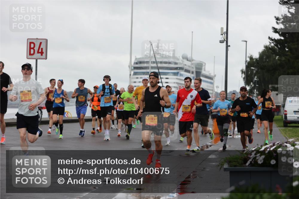 13.09.2026 - Kiel Lauf Andreas Tolksdorf http://msf.ph/oto/10400675 13.09.2026 10:58:28 Kiellinie 2993, 4, 8308, 1745, 2, 7004, 5266 meine-sportfotos.de