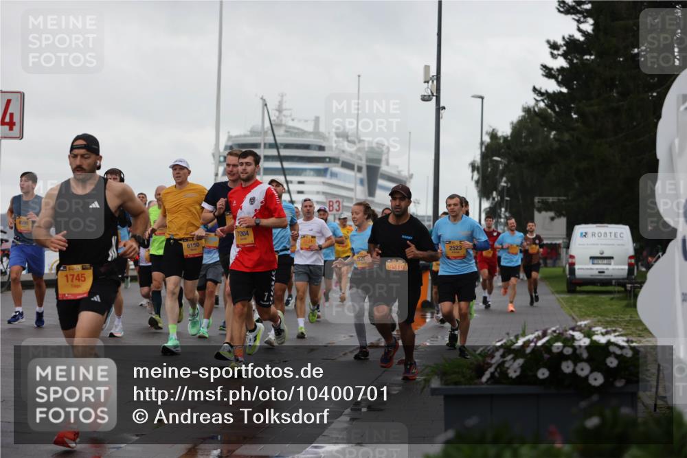 13.09.2026 - Kiel Lauf Andreas Tolksdorf http://msf.ph/oto/10400701 13.09.2026 10:58:29 Kiellinie 4, 4590, 38, 1745, 6150, 7004, 3, 7, 520, 9419, 2523 meine-sportfotos.de