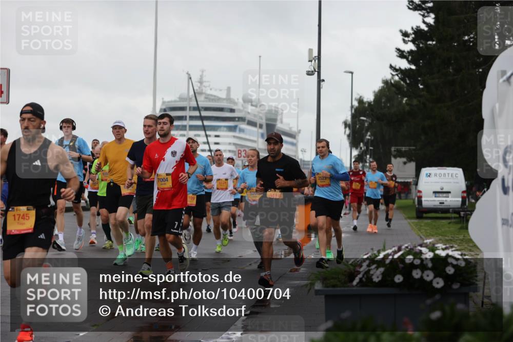 13.09.2026 - Kiel Lauf Andreas Tolksdorf http://msf.ph/oto/10400704 13.09.2026 10:58:29 Kiellinie 41, 39, 1745, 7004, 109, 3, 5114, 526, 9419, 2523 meine-sportfotos.de