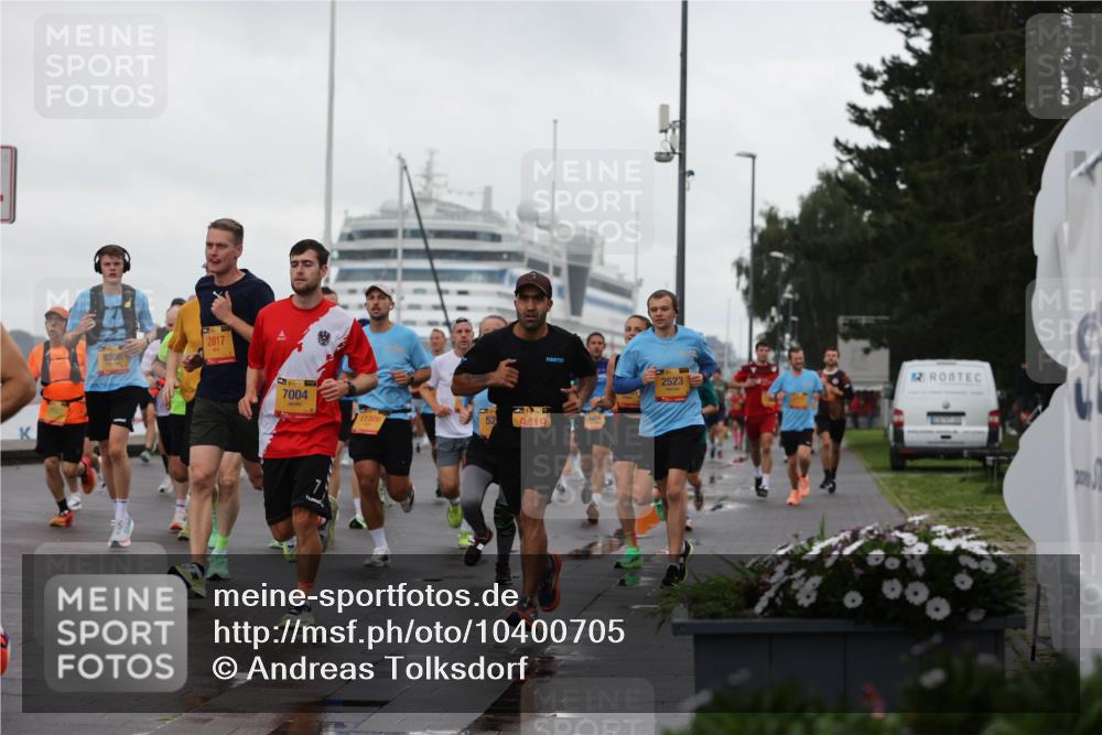 13.09.2026 - Kiel Lauf Andreas Tolksdorf http://msf.ph/oto/10400705 13.09.2026 10:58:29 Kiellinie 8308, 2817, 39, 7004, 11109, 52, 9419, 2523 meine-sportfotos.de