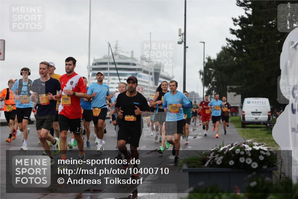 13.09.2026 - Kiel Lauf Andreas Tolksdorf http://msf.ph/oto/10400710 13.09.2026 10:58:29 Kiellinie 8308, 3, 2817, 7004, 11109, 9419, 83, 2523 meine-sportfotos.de