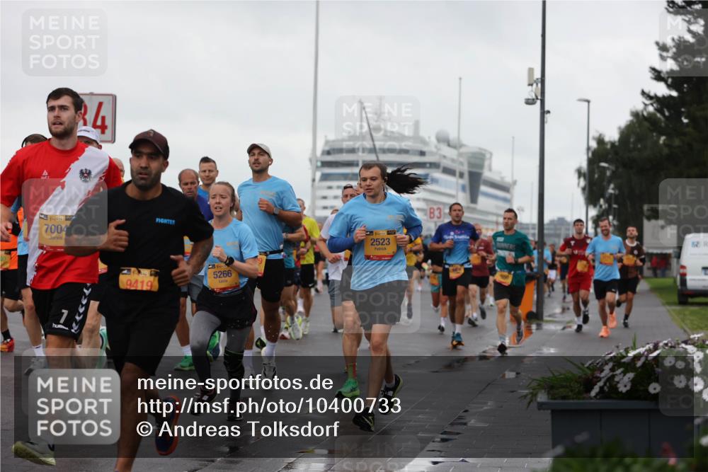 13.09.2026 - Kiel Lauf Andreas Tolksdorf http://msf.ph/oto/10400733 13.09.2026 10:58:31 Kiellinie 4, 4, 38, 7004, 9419, 35, 5266, 38, 2523, 3 meine-sportfotos.de