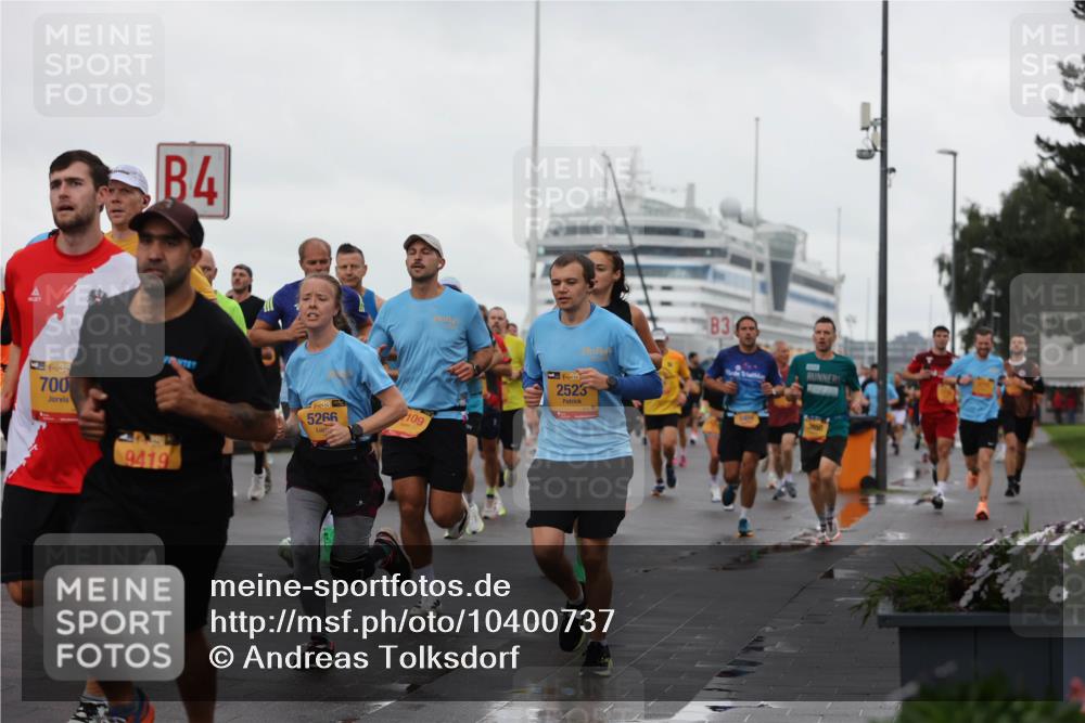 13.09.2026 - Kiel Lauf Andreas Tolksdorf http://msf.ph/oto/10400737 13.09.2026 10:58:31 Kiellinie 4, 39, 700, 4, 38, 9419, 5266, 109, 3, 39, 2523 meine-sportfotos.de