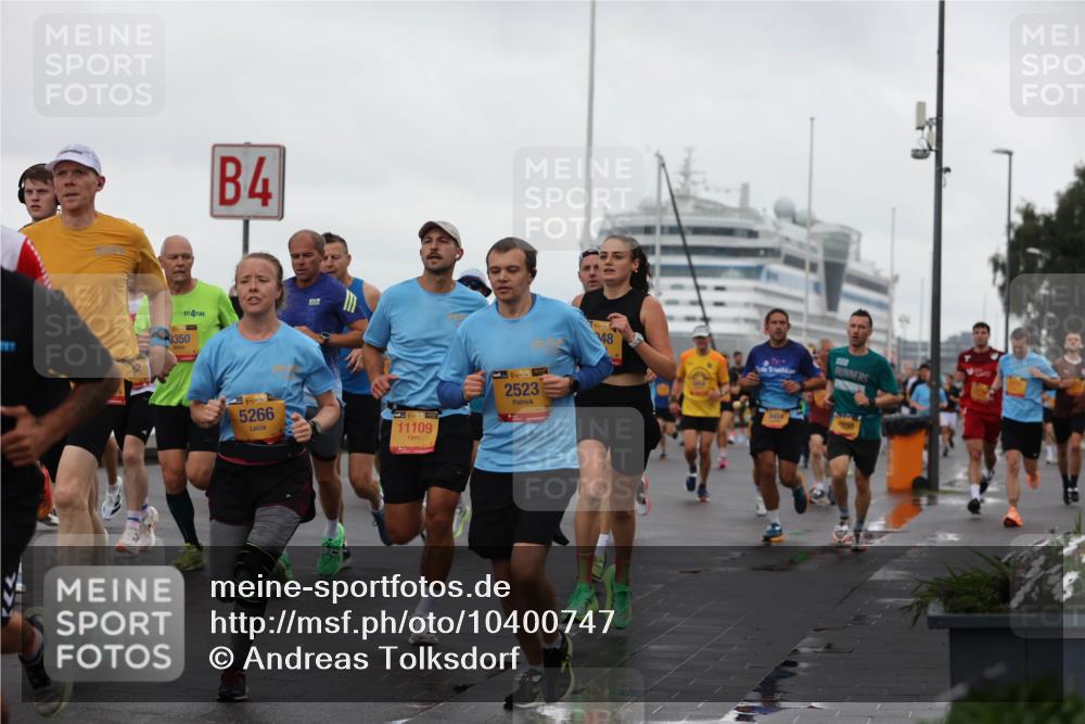 13.09.2026 - Kiel Lauf Andreas Tolksdorf http://msf.ph/oto/10400747 13.09.2026 10:58:31 Kiellinie 4, 9350, 4, 38, 5266, 38, 11109, 38, 2523, 48, 8454, 650 meine-sportfotos.de
