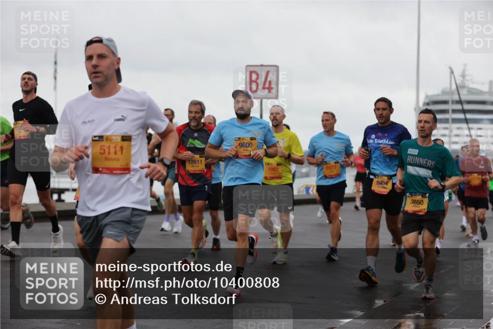 13.09.2026 - Kiel Lauf Andreas Tolksdorf http://msf.ph/oto/10400808 13.09.2026 10:58:34 Kiellinie 4, 39, 5111, 12611, 4, 9600, 1082, 1077, 8454, 3650 meine-sportfotos.de