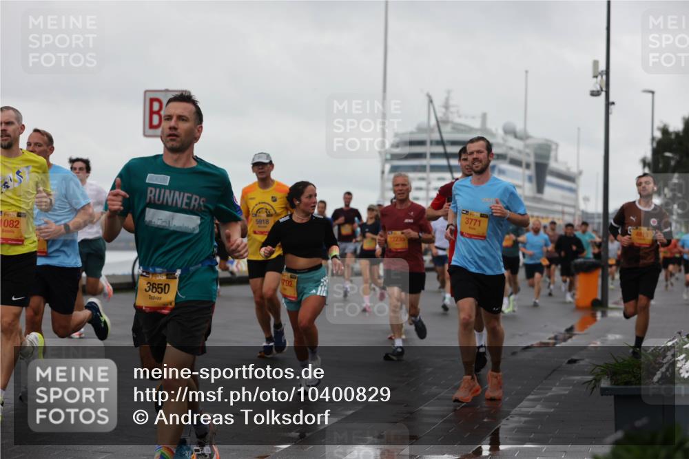 13.09.2026 - Kiel Lauf Andreas Tolksdorf http://msf.ph/oto/10400829 13.09.2026 10:58:35 Kiellinie 38, 1082, 3650, 5918, 0000, 792, 12235, 3771, 4813 meine-sportfotos.de
