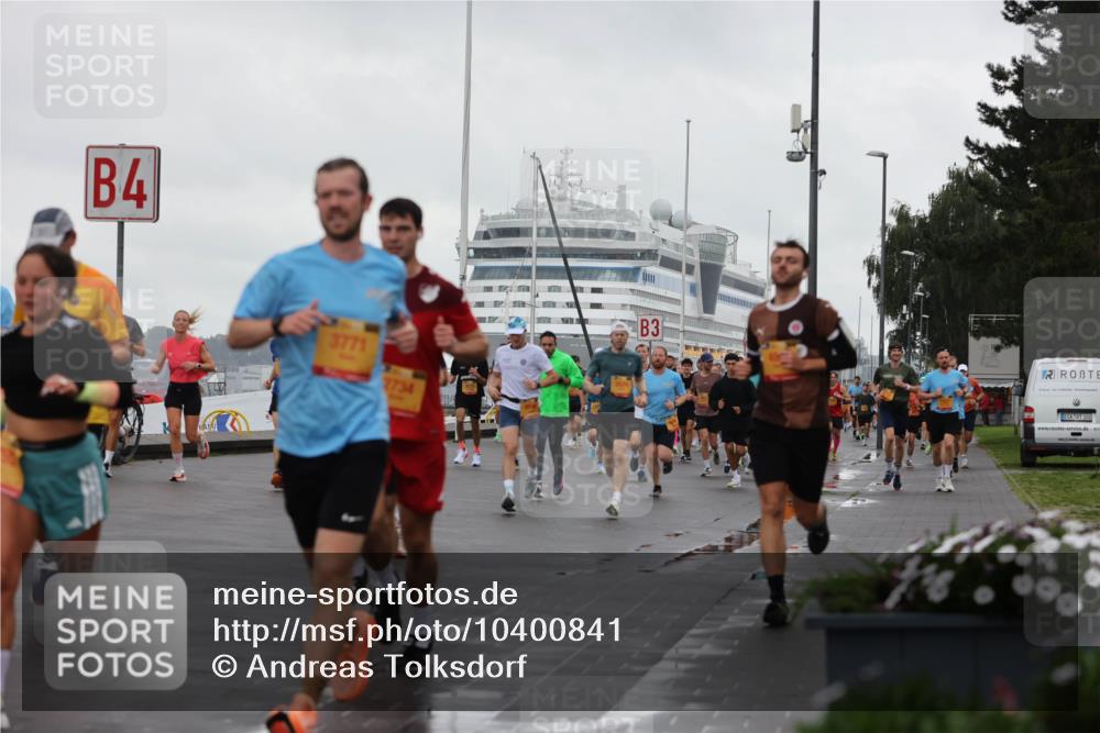 13.09.2026 - Kiel Lauf Andreas Tolksdorf http://msf.ph/oto/10400841 13.09.2026 10:58:36 Kiellinie 4, 3771, 2734, 3, 100 meine-sportfotos.de