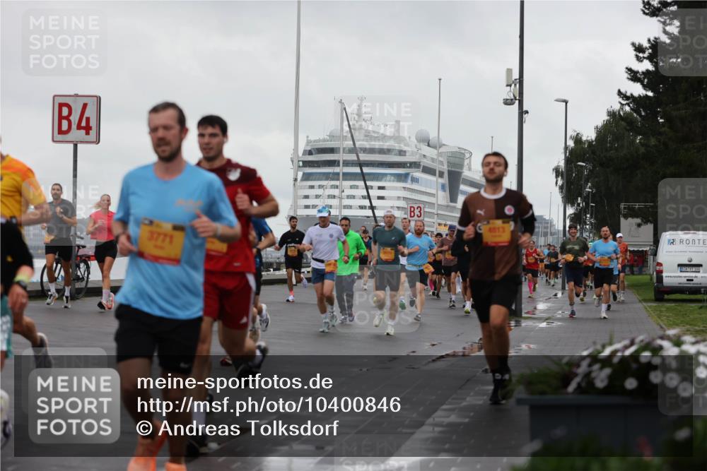 13.09.2026 - Kiel Lauf Andreas Tolksdorf http://msf.ph/oto/10400846 13.09.2026 10:58:36 Kiellinie 4, 3771, 3, 4813, 100 meine-sportfotos.de