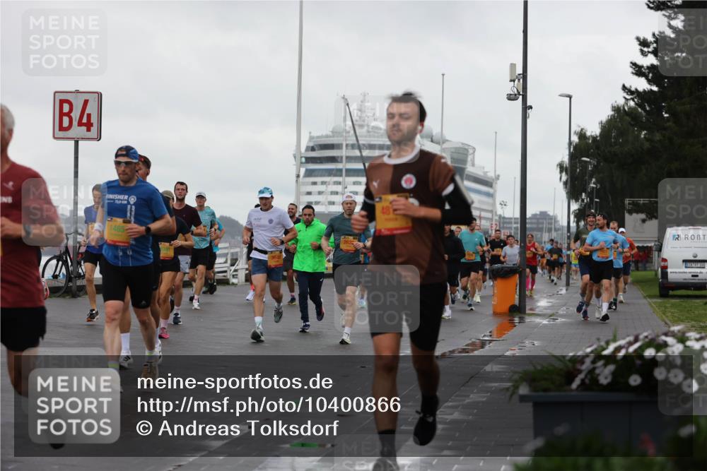 13.09.2026 - Kiel Lauf Andreas Tolksdorf http://msf.ph/oto/10400866 13.09.2026 10:58:38 Kiellinie 4, 1465, 3648, 262, 100 meine-sportfotos.de