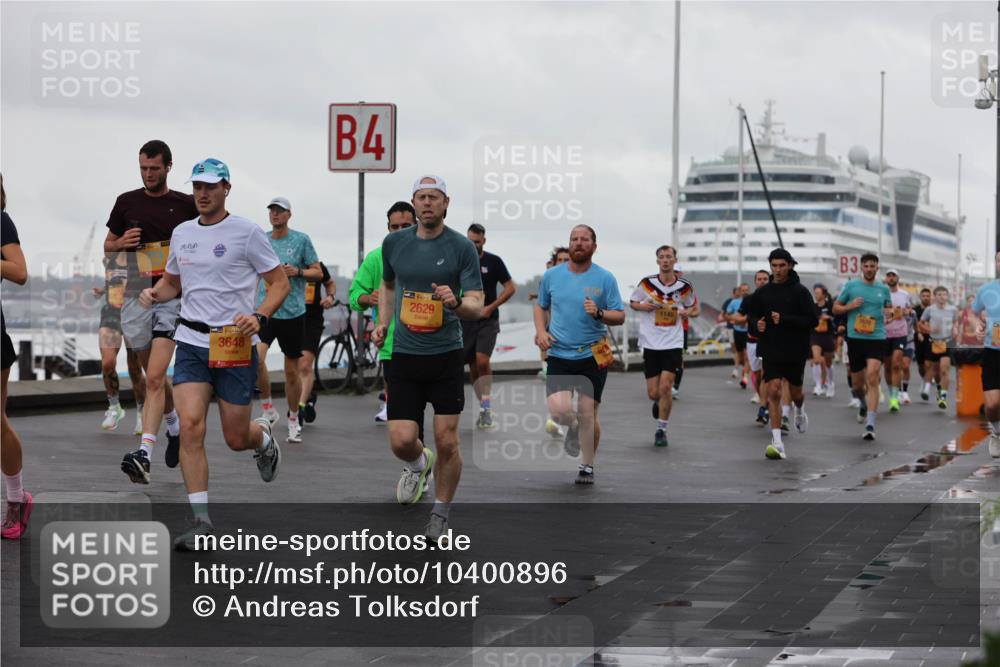 13.09.2026 - Kiel Lauf Andreas Tolksdorf http://msf.ph/oto/10400896 13.09.2026 10:58:41 Kiellinie 111, 39, 3648, 4, 2629, 3, 7570 meine-sportfotos.de