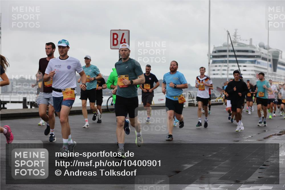 13.09.2026 - Kiel Lauf Andreas Tolksdorf http://msf.ph/oto/10400901 13.09.2026 10:58:41 Kiellinie 7218, 3648, 7570 meine-sportfotos.de