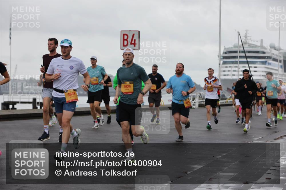 13.09.2026 - Kiel Lauf Andreas Tolksdorf http://msf.ph/oto/10400904 13.09.2026 10:58:41 Kiellinie 39, 3648, 4, 11334, 39, 2629, 63, 7570 meine-sportfotos.de