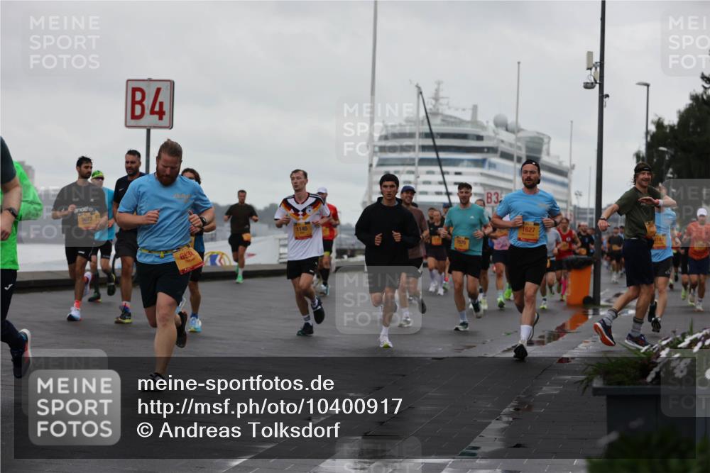 13.09.2026 - Kiel Lauf Andreas Tolksdorf http://msf.ph/oto/10400917 13.09.2026 10:58:42 Kiellinie 4, 3673, 693, 1145, 7570, 3, 1627 meine-sportfotos.de