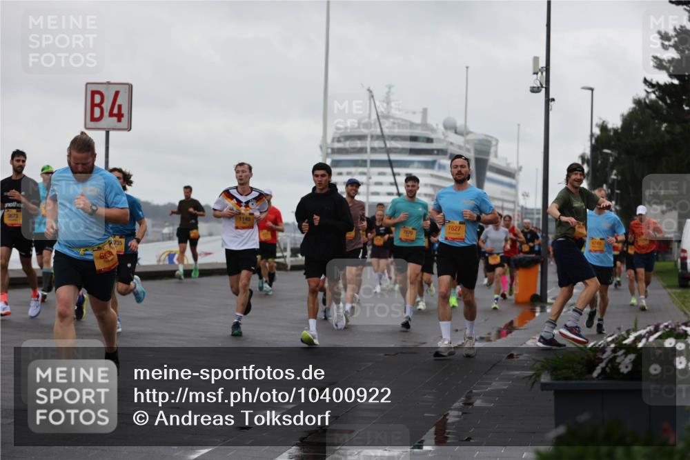 13.09.2026 - Kiel Lauf Andreas Tolksdorf http://msf.ph/oto/10400922 13.09.2026 10:58:42 Kiellinie 4, 3673, 735, 1627, 1145, 4749, 7570 meine-sportfotos.de