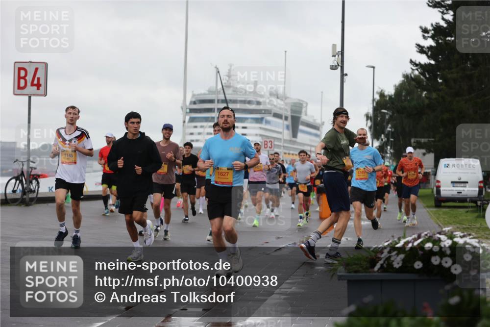13.09.2026 - Kiel Lauf Andreas Tolksdorf http://msf.ph/oto/10400938 13.09.2026 10:58:43 Kiellinie 4, 1145, 7, 39, 1627, 3, 4749 meine-sportfotos.de