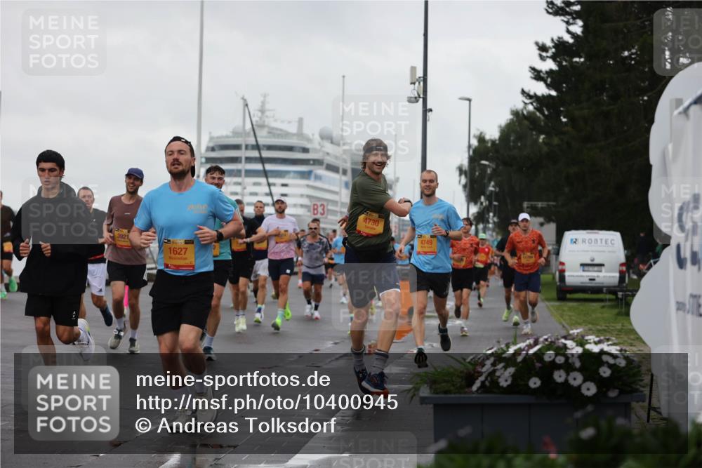 13.09.2026 - Kiel Lauf Andreas Tolksdorf http://msf.ph/oto/10400945 13.09.2026 10:58:44 Kiellinie 3, 99, 4730, 4749, 3921, 1627 meine-sportfotos.de
