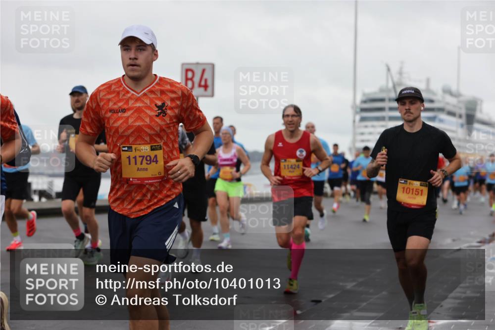 13.09.2026 - Kiel Lauf Andreas Tolksdorf http://msf.ph/oto/10401013 13.09.2026 10:58:50 Kiellinie 4, 38, 11794, 4, 11424, 11, 39, 10151 meine-sportfotos.de
