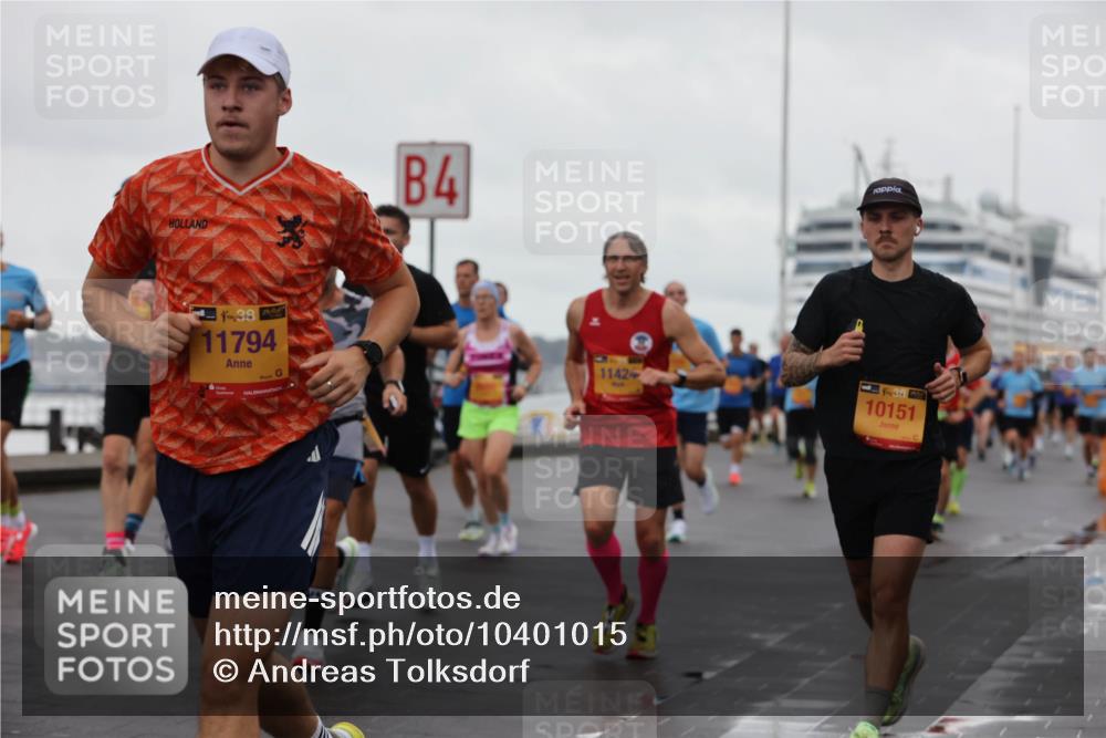 13.09.2026 - Kiel Lauf Andreas Tolksdorf http://msf.ph/oto/10401015 13.09.2026 10:58:50 Kiellinie 1, 38, 11794, 4, 1142, 39, 10151 meine-sportfotos.de