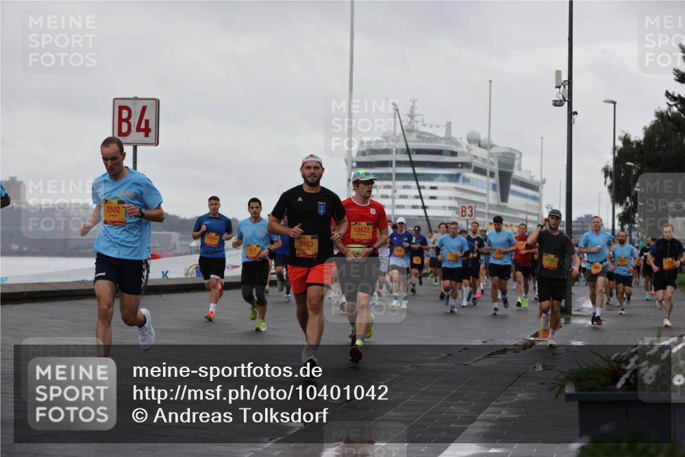 13.09.2026 - Kiel Lauf Andreas Tolksdorf http://msf.ph/oto/10401042 13.09.2026 10:58:53 Kiellinie 4, 3502, 817, 3163, 12422, 3 meine-sportfotos.de