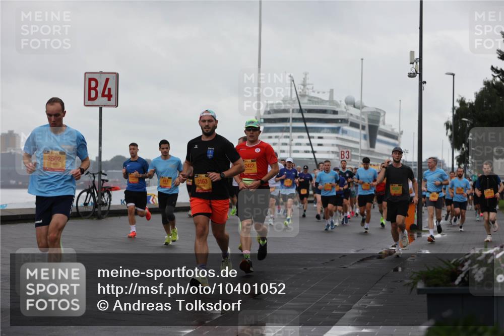 13.09.2026 - Kiel Lauf Andreas Tolksdorf http://msf.ph/oto/10401052 13.09.2026 10:58:53 Kiellinie 39, 3502, 4, 3163, 38, 2422, 3, 4290, 11812 meine-sportfotos.de