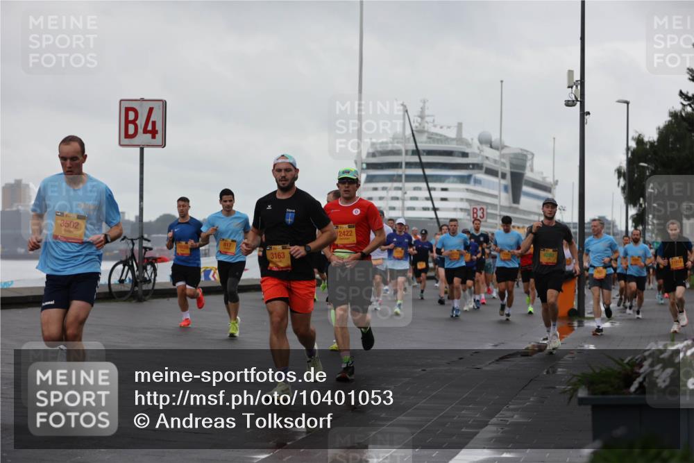 13.09.2026 - Kiel Lauf Andreas Tolksdorf http://msf.ph/oto/10401053 13.09.2026 10:58:53 Kiellinie 3502, 4, 817, 3163, 12, 12422, 0, 3, 4290 meine-sportfotos.de