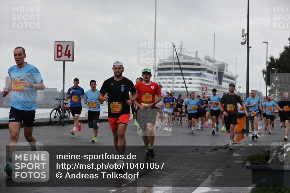 13.09.2026 - Kiel Lauf Andreas Tolksdorf http://msf.ph/oto/10401057 13.09.2026 10:58:53 Kiellinie 3502, 4, 10039, 39, 3163, 12422, 3, 4290 meine-sportfotos.de